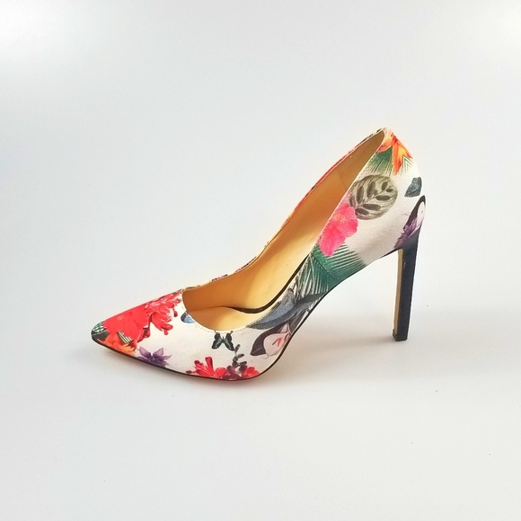 Nine West Shoes - Nine West Floral Heel Pointed Toe Size 8 White